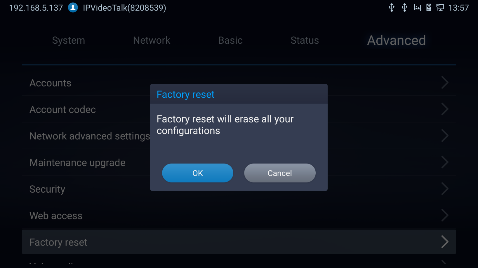 Confirmação de redefinição de fábrica na interface da TV