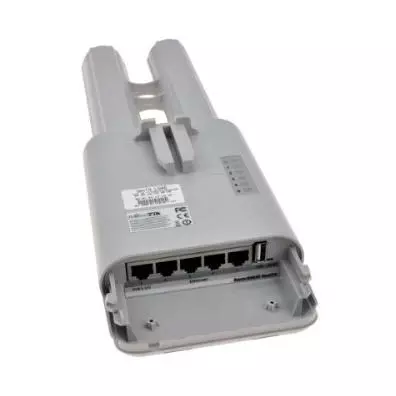 Access Point Outdoor Mikrotik OmniTIK U-5HnD 5GHz 802.11a/n 2x2 MIMO 7.5dBi 5 Portas